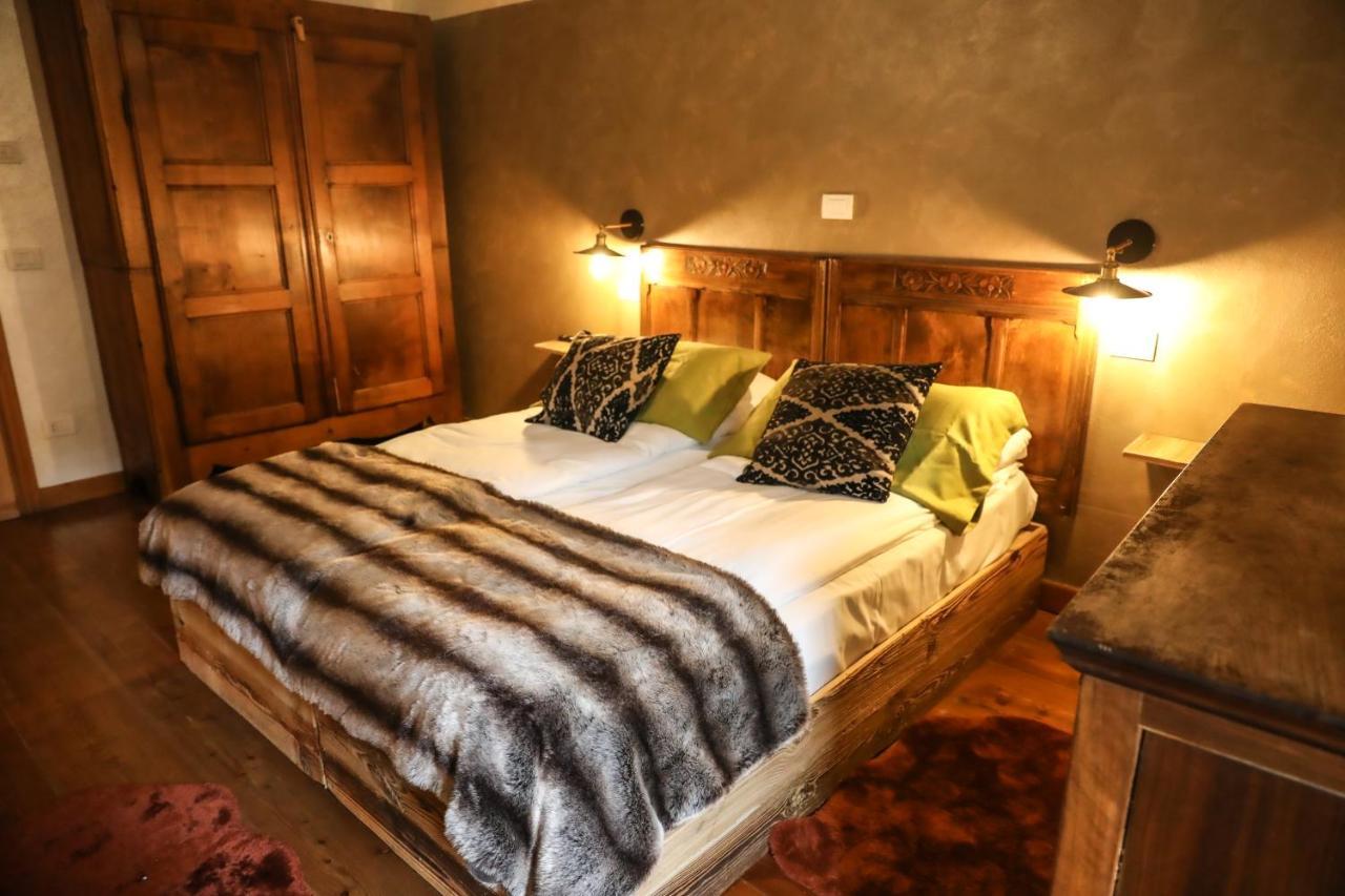 Art Hotel Grandes Murailles Вальтурнанш Экстерьер фото
